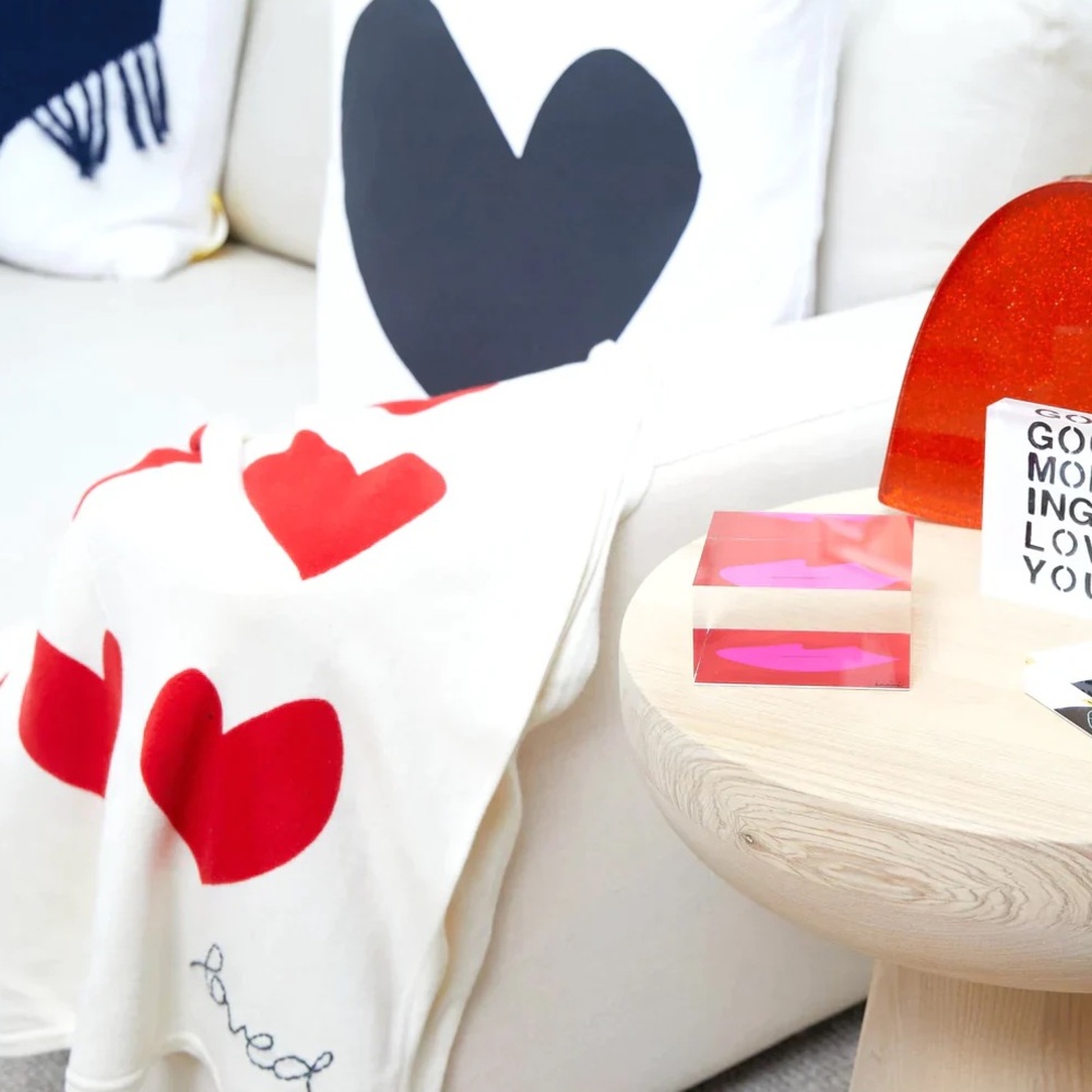 Heart Print Red and White Throw Blanket